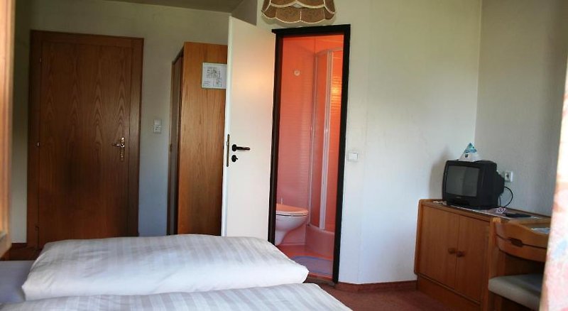 Hotel & Gasthof Schweizerhaus 1