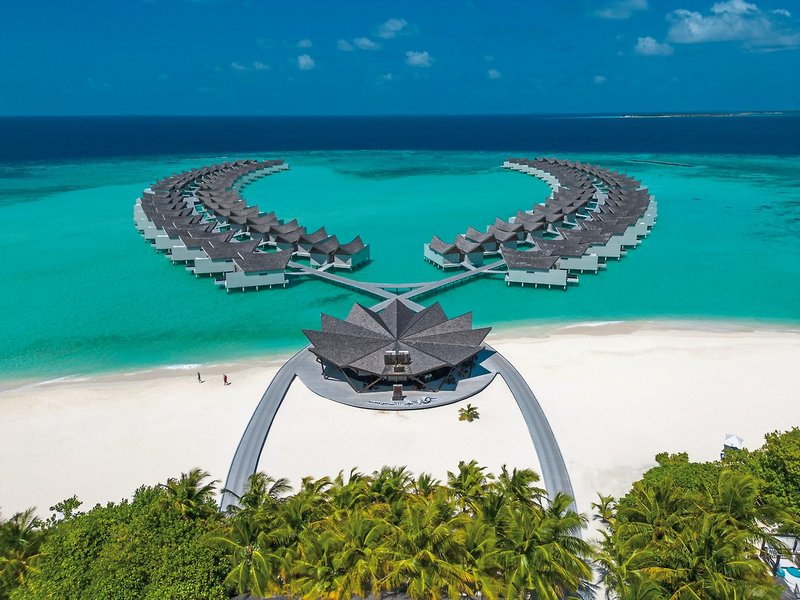 Kuredhivaru Resort and Spa Maldives 2