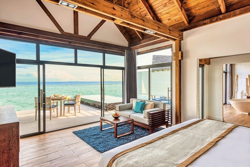 Kuredhivaru Resort and Spa Maldives 10