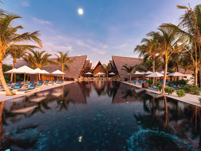 Kuredhivaru Resort and Spa Maldives 12