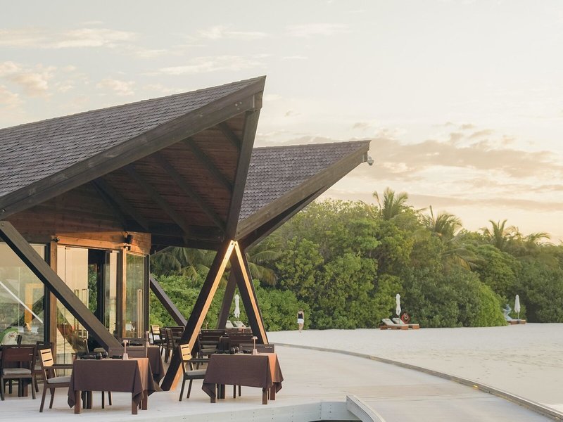 Kuredhivaru Resort and Spa Maldives 38