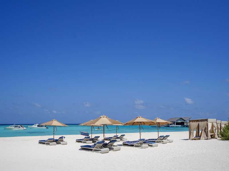 Kuredhivaru Resort and Spa Maldives 11