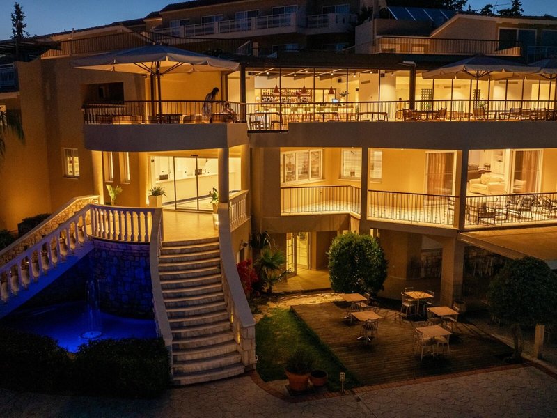 Belvedere Luxury Suites 3