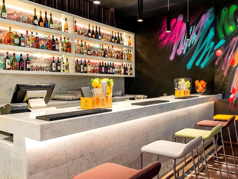 Hyatt Place Dubai Wasl District 8