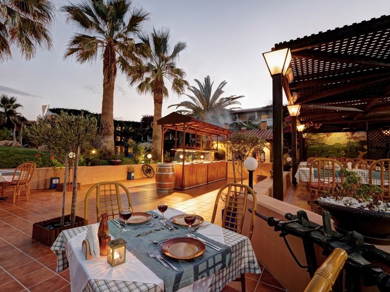 Anissa Beach & Village 25