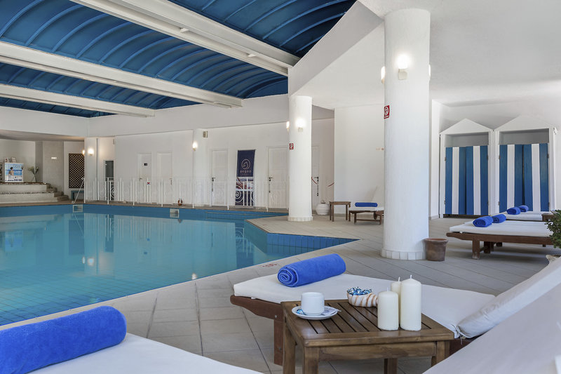 Anissa Beach & Village 15