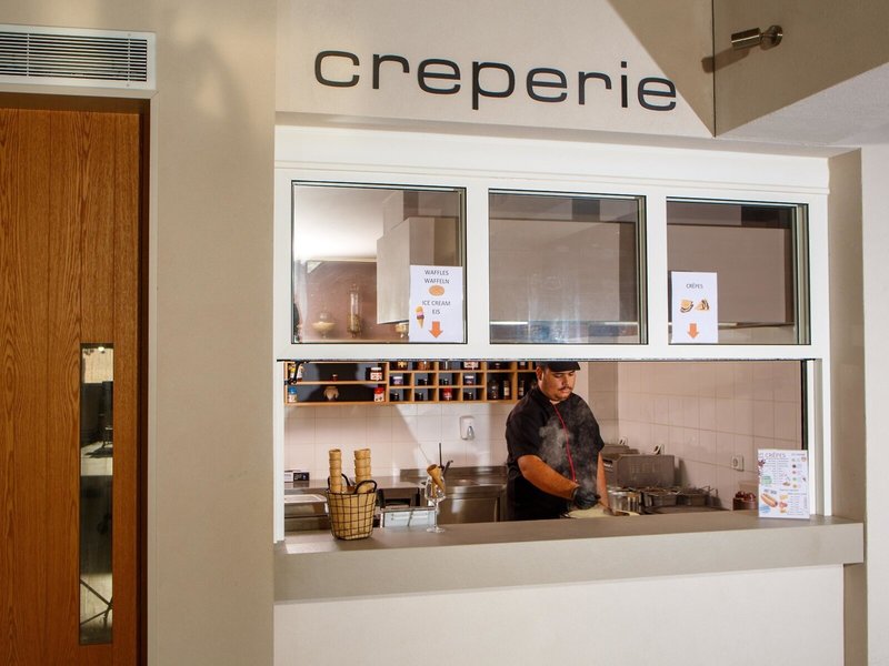 Anissa Beach & Village 29