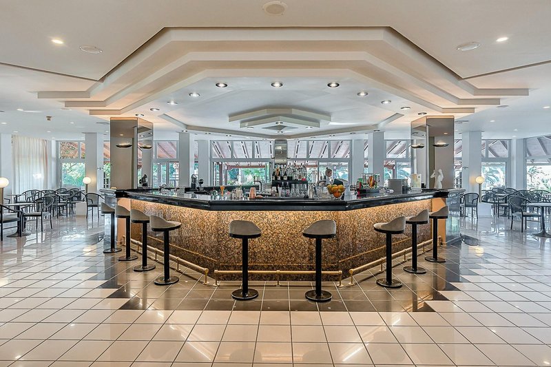 Anissa Beach & Village 17