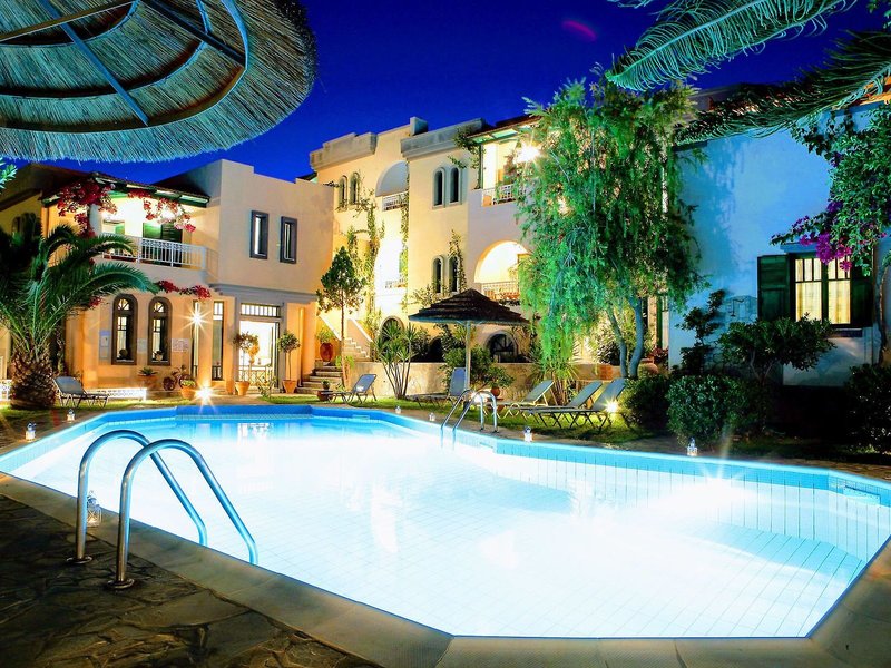 Aquarius Apartments 8