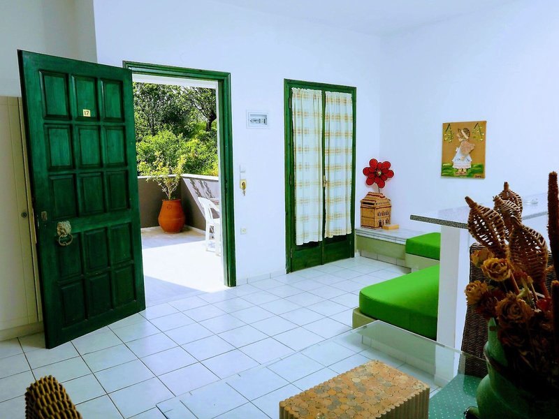 Aquarius Apartments 12