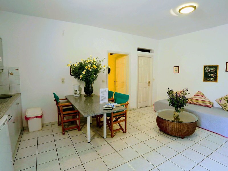 Aquarius Apartments 15