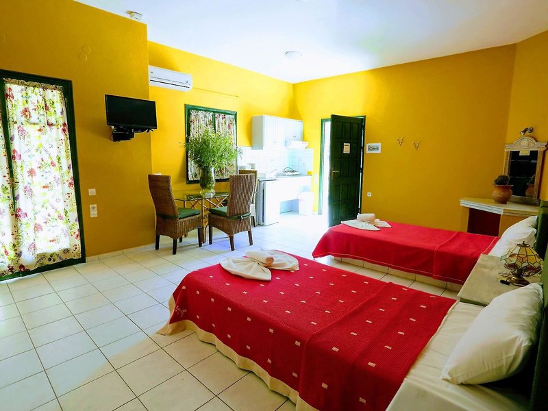 Aquarius Apartments 18