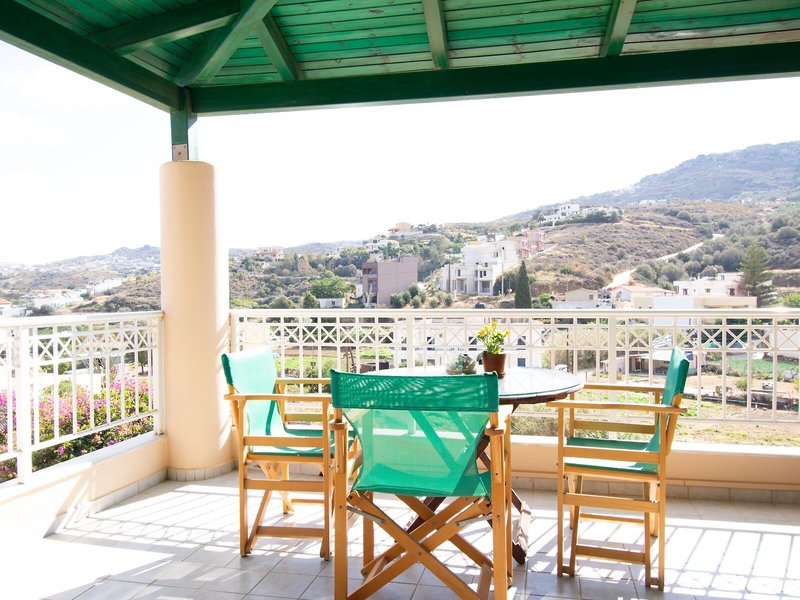 Aquarius Apartments 38