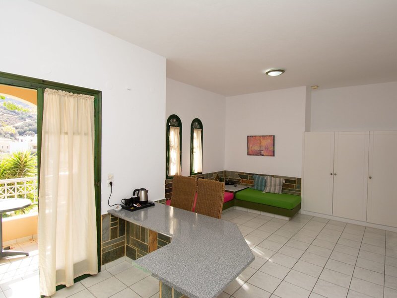 Aquarius Apartments 40