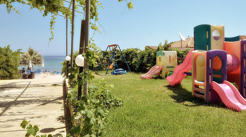 Belussi Beach Hotel & Suites 4