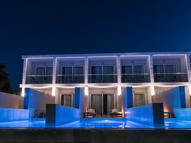 Belussi Beach Hotel 36