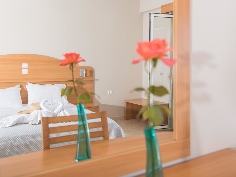 Belussi Beach Hotel 46