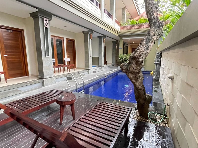 Singgah Hotel Seminyak 11