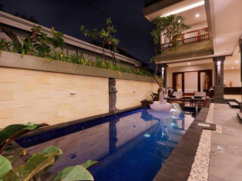 Singgah Hotel Seminyak 12