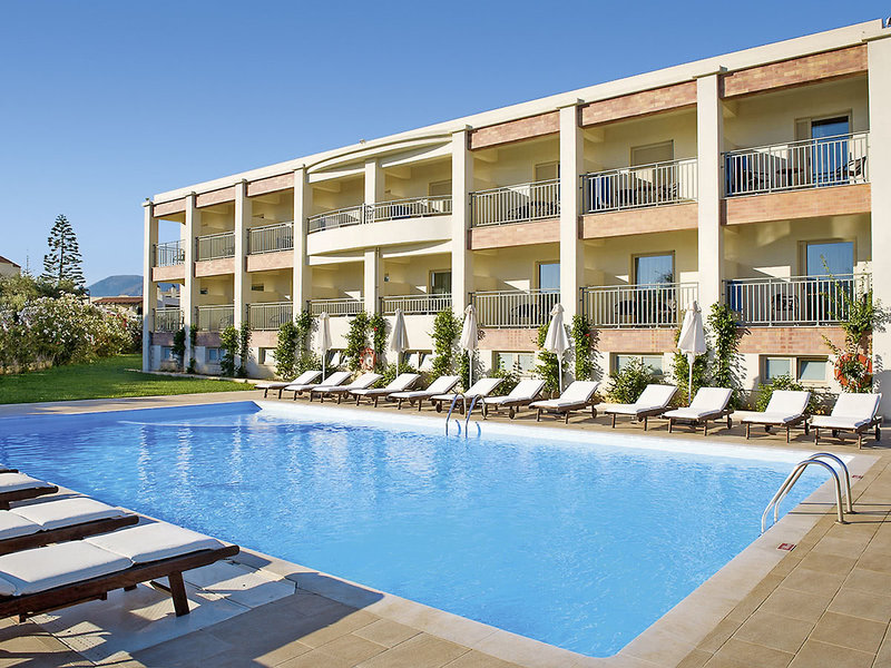 Bella Beach 10