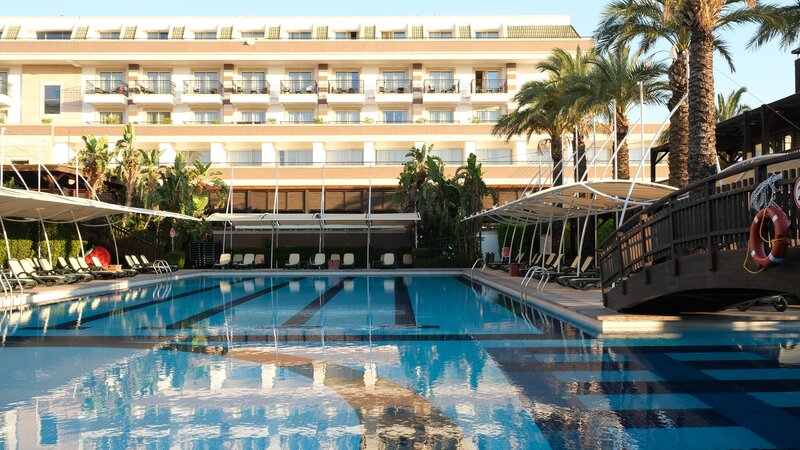 Crystal Deluxe Resort & Spa 30