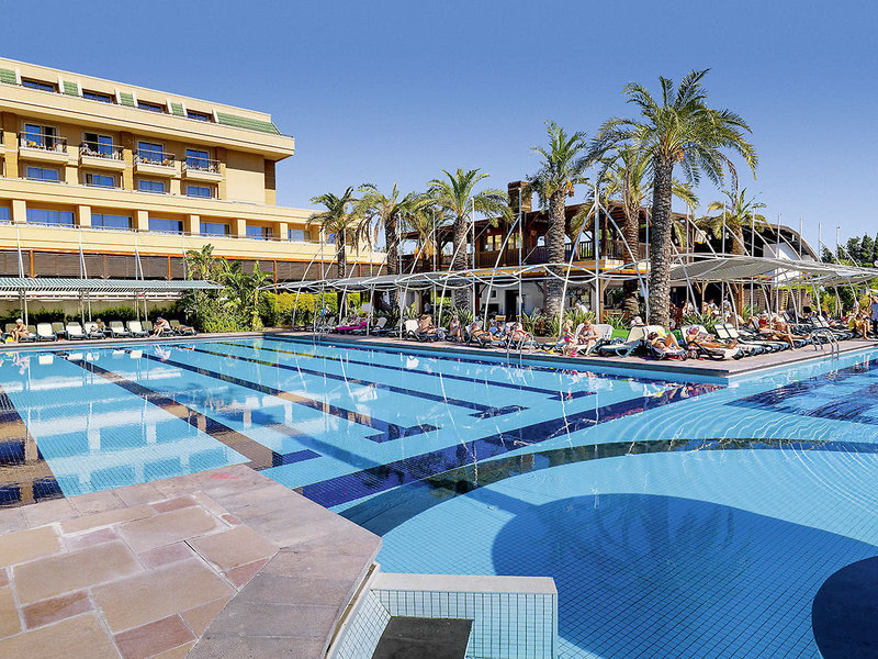 Crystal Deluxe Resort & Spa 7