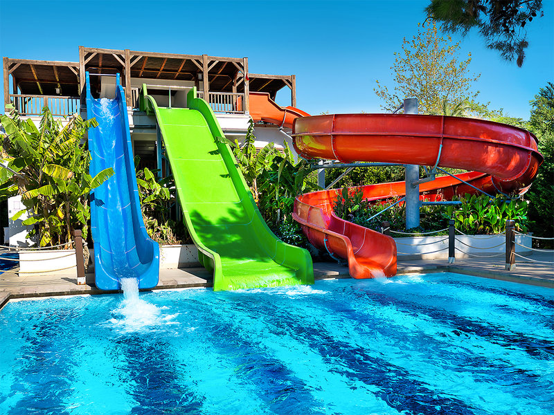 Crystal Deluxe Resort & Spa 18