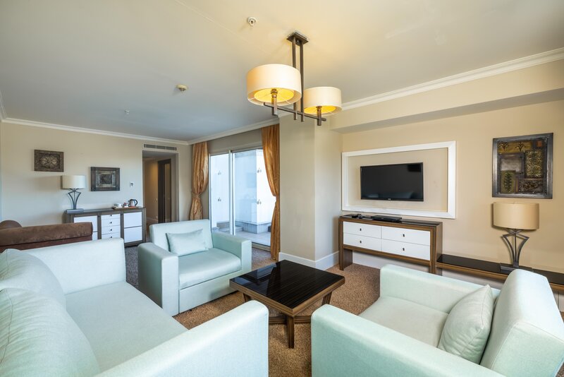 Crystal Deluxe Resort & Spa 39