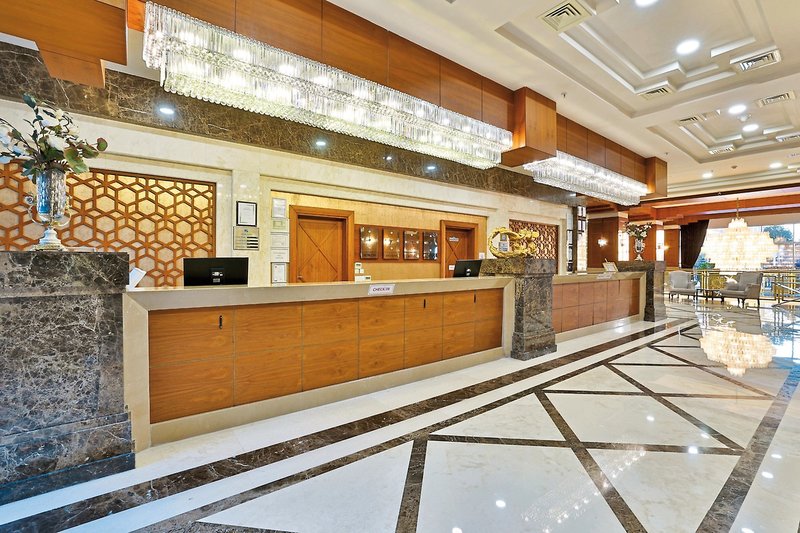 Crystal Deluxe Resort & Spa 28