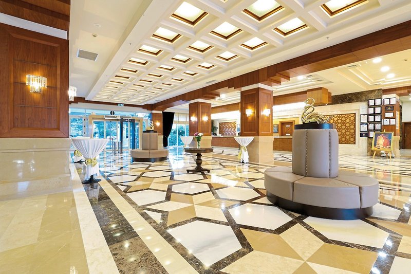 Crystal Deluxe Resort & Spa 29