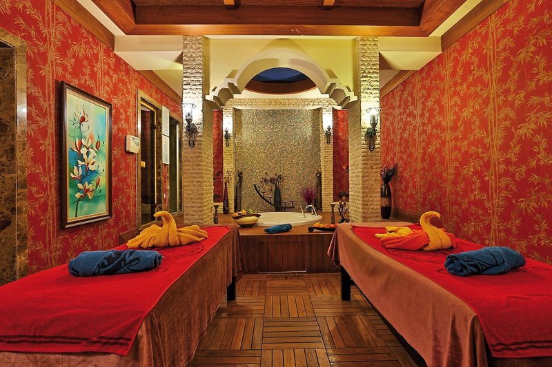 Crystal Deluxe Resort & Spa 31