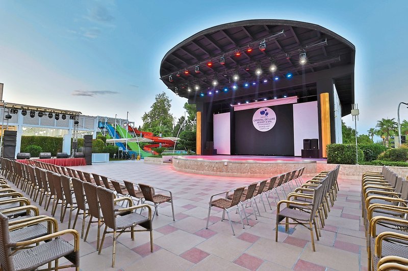 Crystal Deluxe Resort & Spa 34