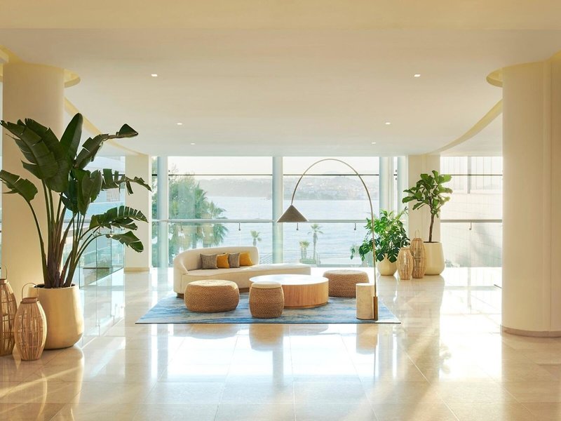 Le Meridien Lav 13