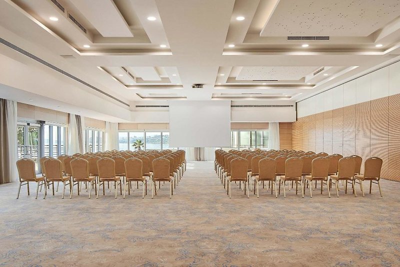 Le Meridien Lav 17