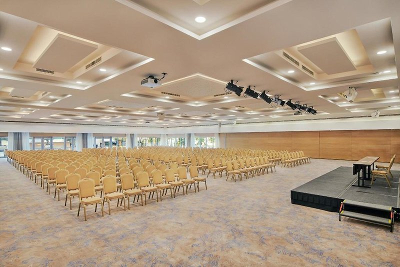 Le Meridien Lav 19