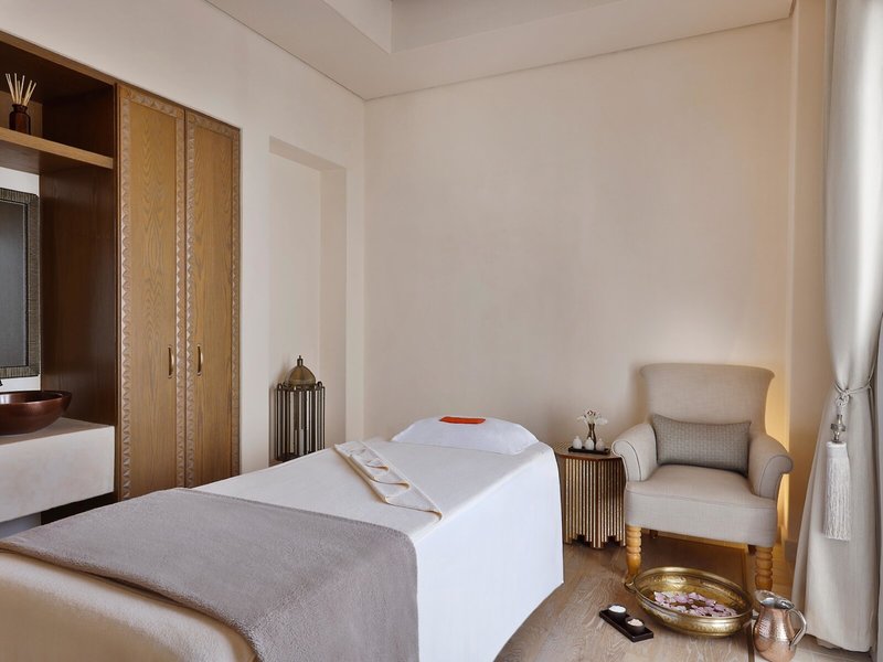 Jumeirah Al Wathba Desert Resort & Spa 39