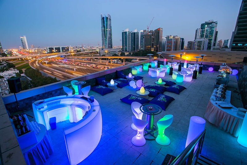 Two Seasons Hotel & Apartments  2