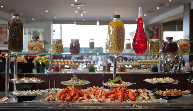 Two Seasons Hotel & Apartments  29