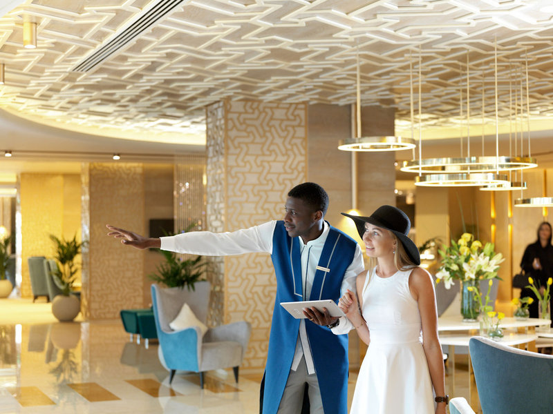 Two Seasons Hotel & Apartments  8