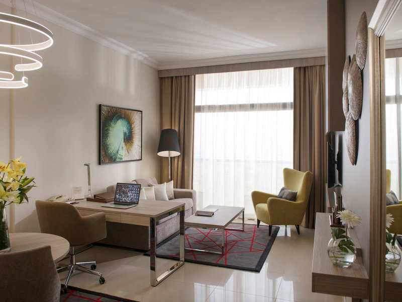 Two Seasons Hotel & Apartments  18