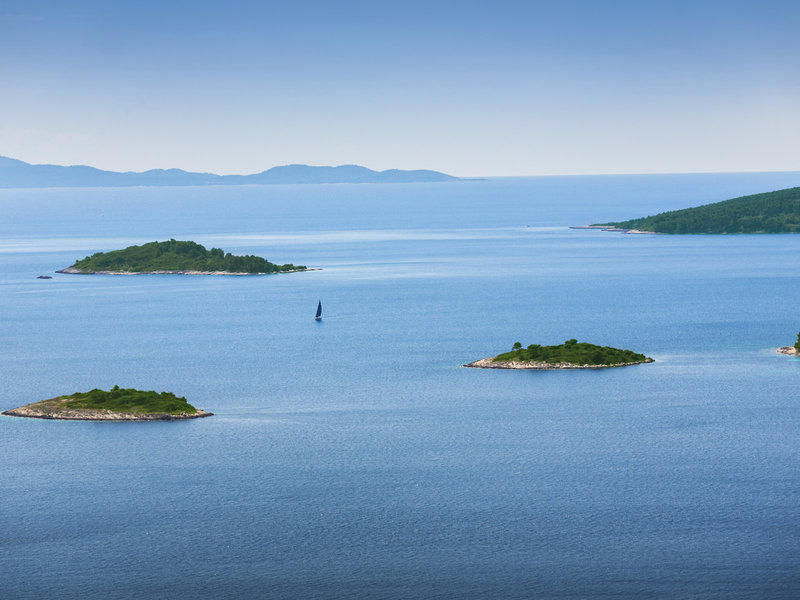 Aminess Grand Azur 6