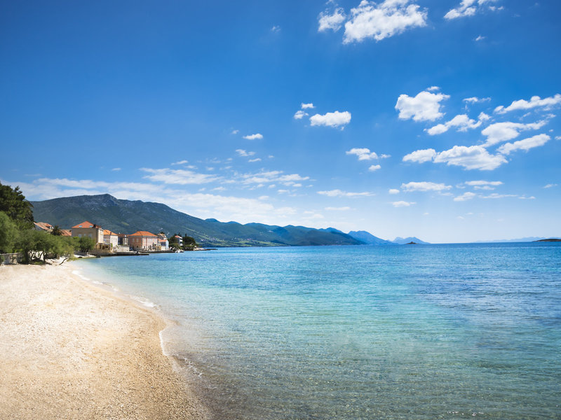 Aminess Grand Azur 11