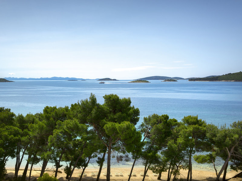 Aminess Grand Azur 12