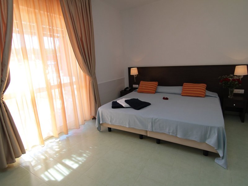 Club Esse Sunbeach 35