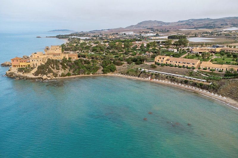 Falconara Charming House & Resort 1