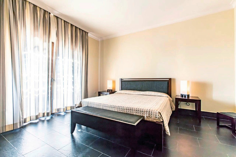 Falconara Charming House & Resort 5