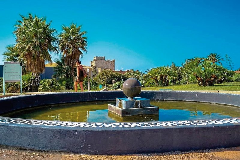 Falconara Charming House & Resort 12