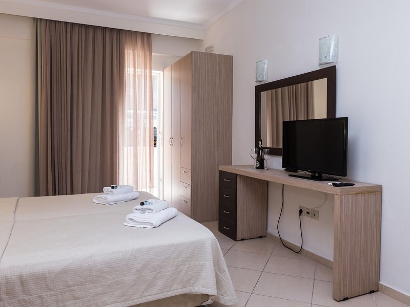 Zorbas 29 - Room Example