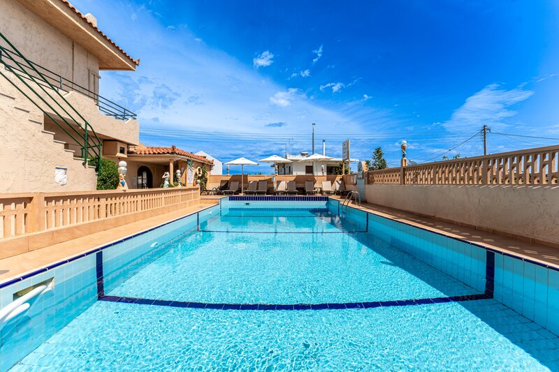 Evina Rooms & Suites 6