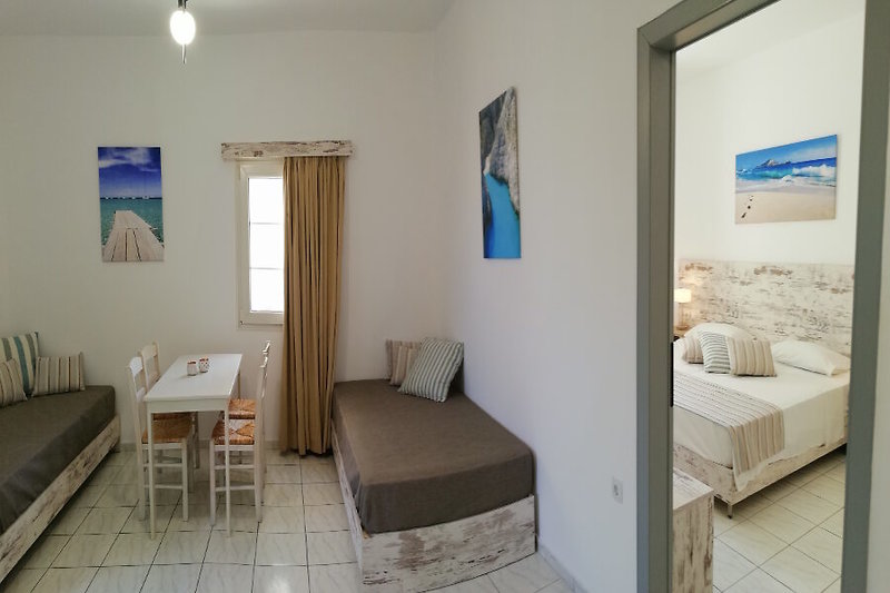 Evina Rooms & Suites 23